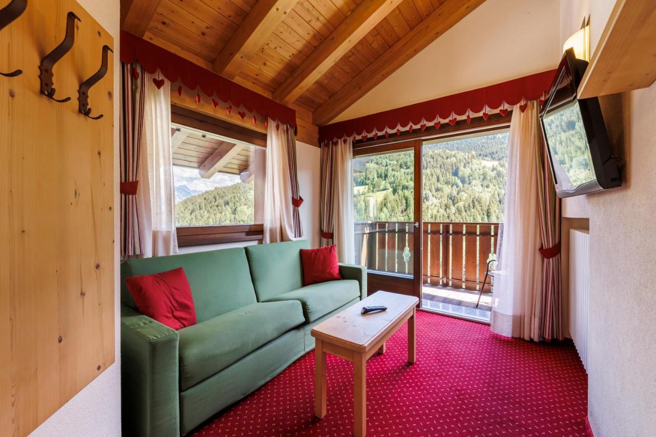 Hotel Miravalle อิโซแลคเชีย ภายนอก รูปภาพ