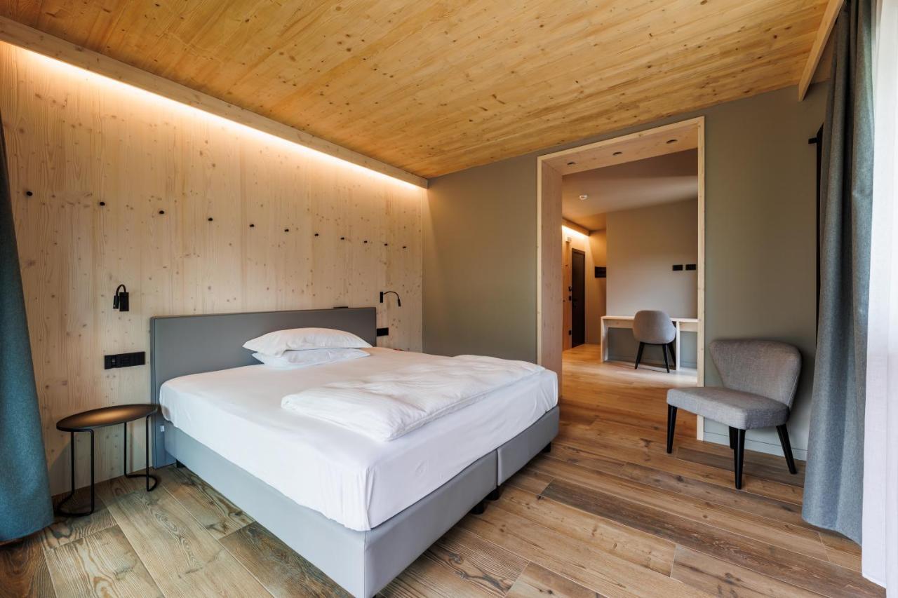 Hotel Miravalle อิโซแลคเชีย ภายนอก รูปภาพ