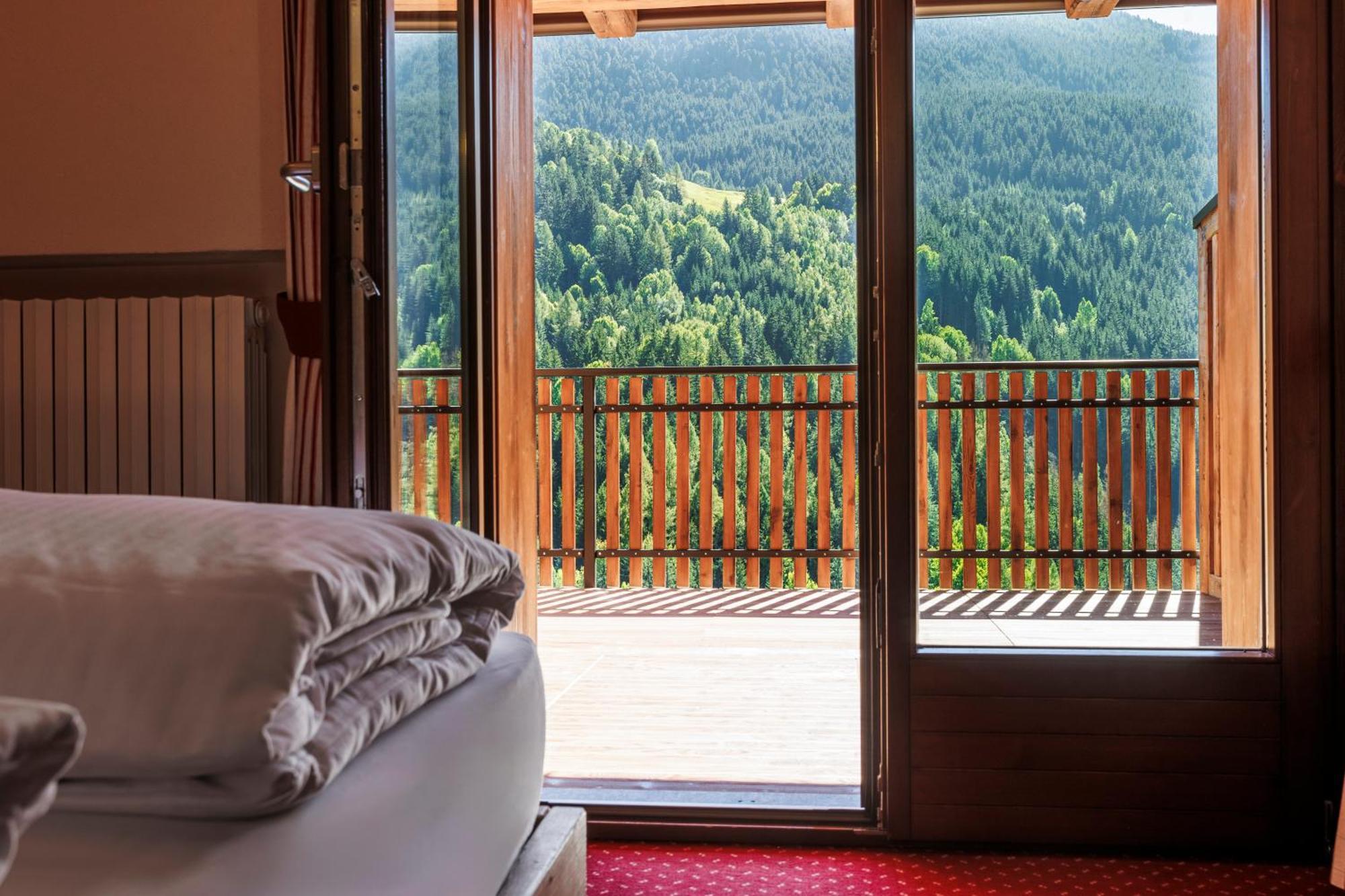 Hotel Miravalle อิโซแลคเชีย ภายนอก รูปภาพ