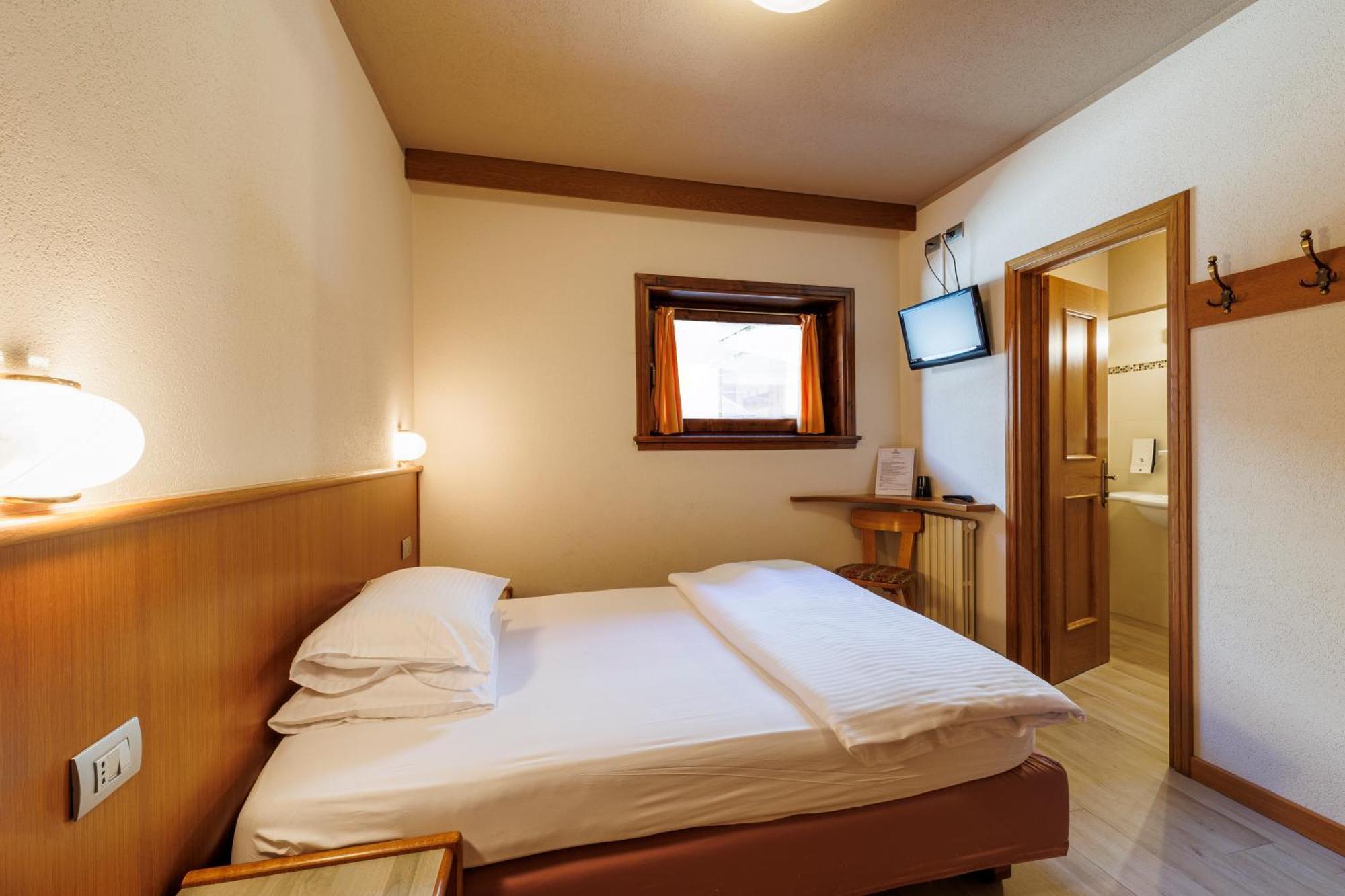 Hotel Miravalle อิโซแลคเชีย ห้อง รูปภาพ